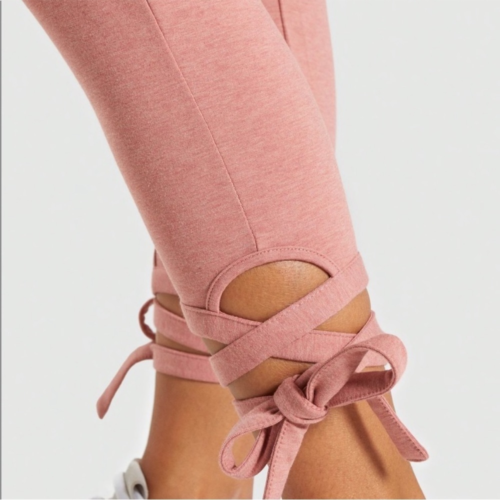 Gymshark pink ARK HIGH WAISTED JOGGERS - Picture 2 of 10